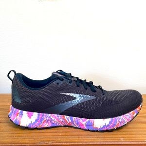 Size 12 men’s - Brooks Revel 4 running shoes